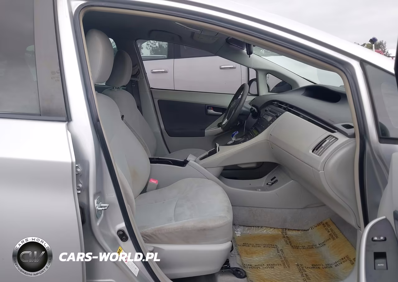 2011 Toyota Prius Two VIN:JTDKN3DU7B0264246 - 5