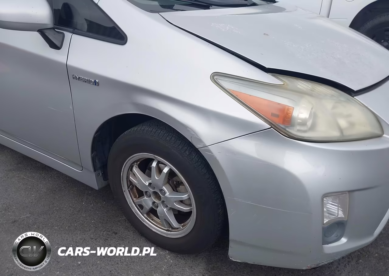 2011 Toyota Prius Two VIN:JTDKN3DU7B0264246 - 6