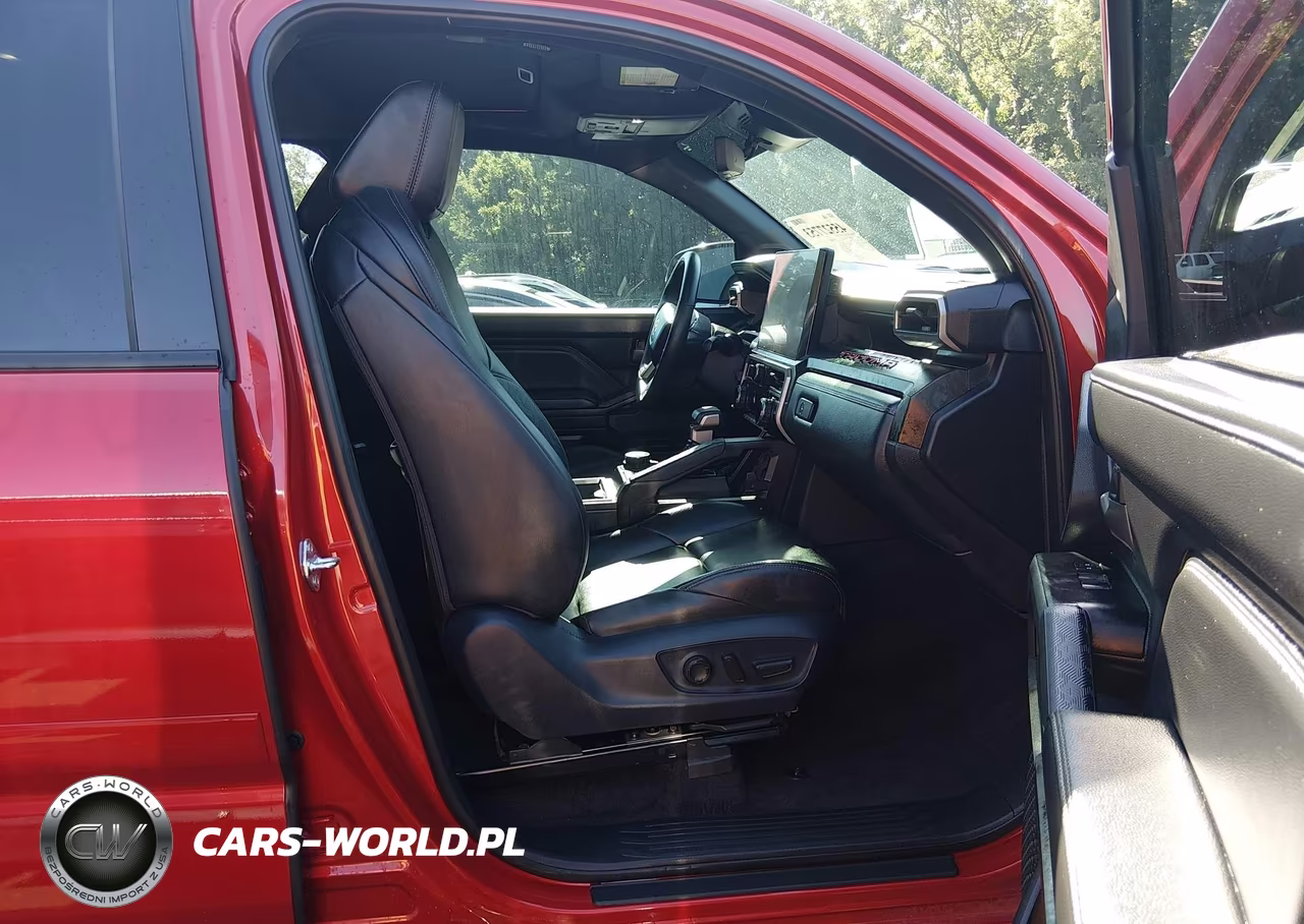 2026 Toyota Tacoma Limited VIN:3TYLB5JN6TT109213 - 5