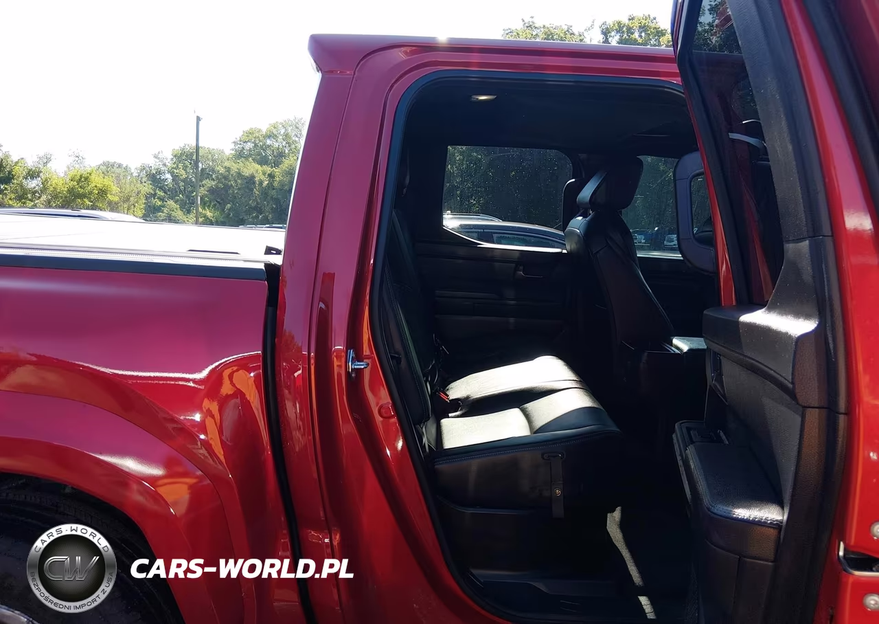 2026 Toyota Tacoma Limited VIN:3TYLB5JN6TT109213 - 8