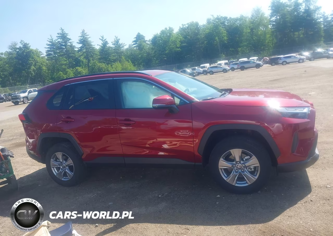 2025 Toyota Rav4 Xle VIN:2T3P1RFV4SW609531 - 13