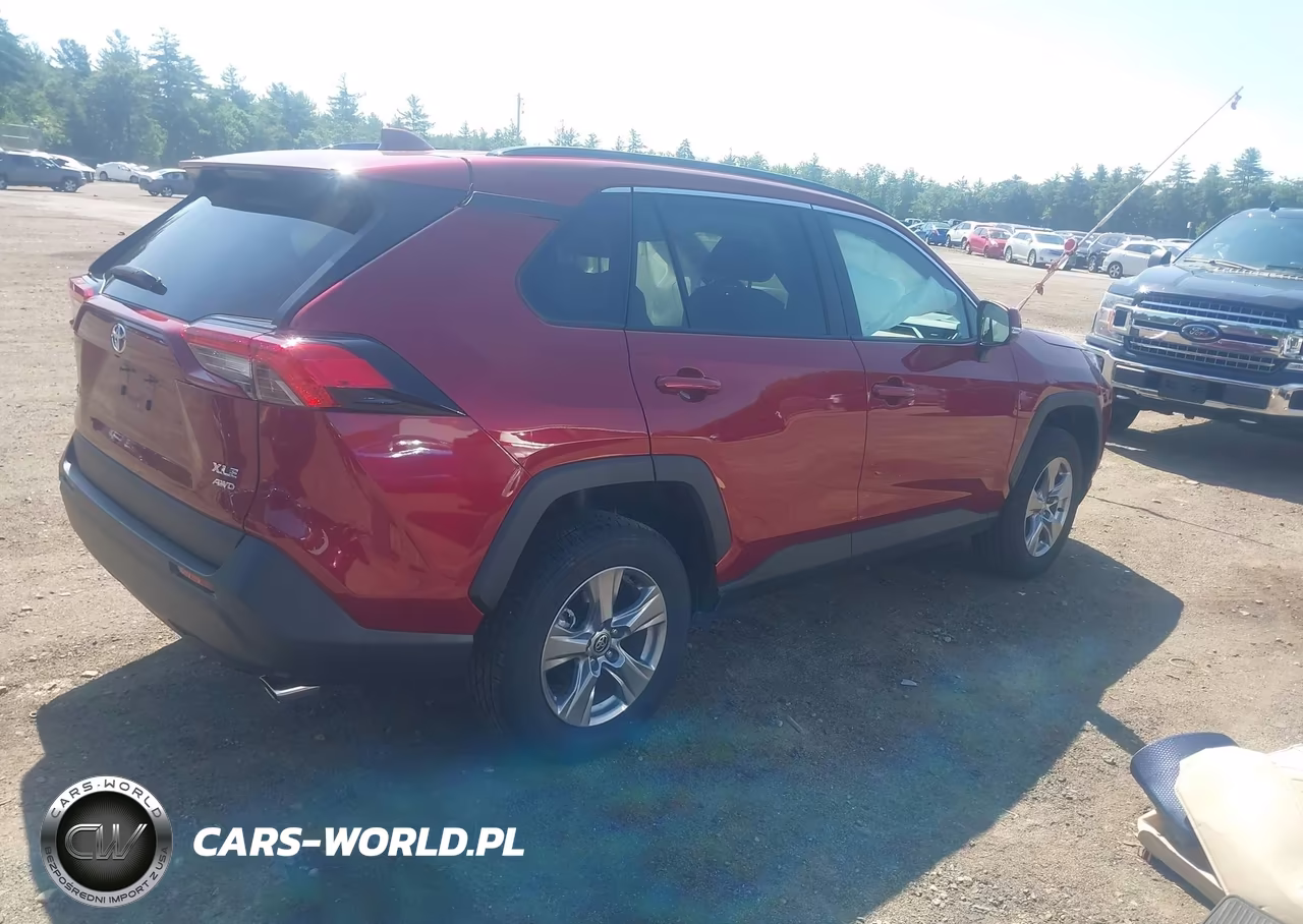 2025 Toyota Rav4 Xle VIN:2T3P1RFV4SW609531 - 4