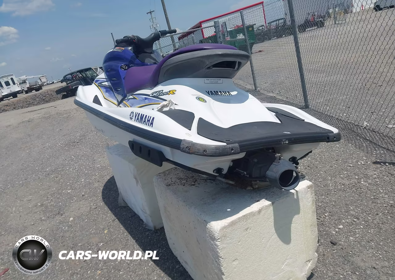 2004 Yamaha Gp 1300R VIN:LOT-1-45527762 - 3