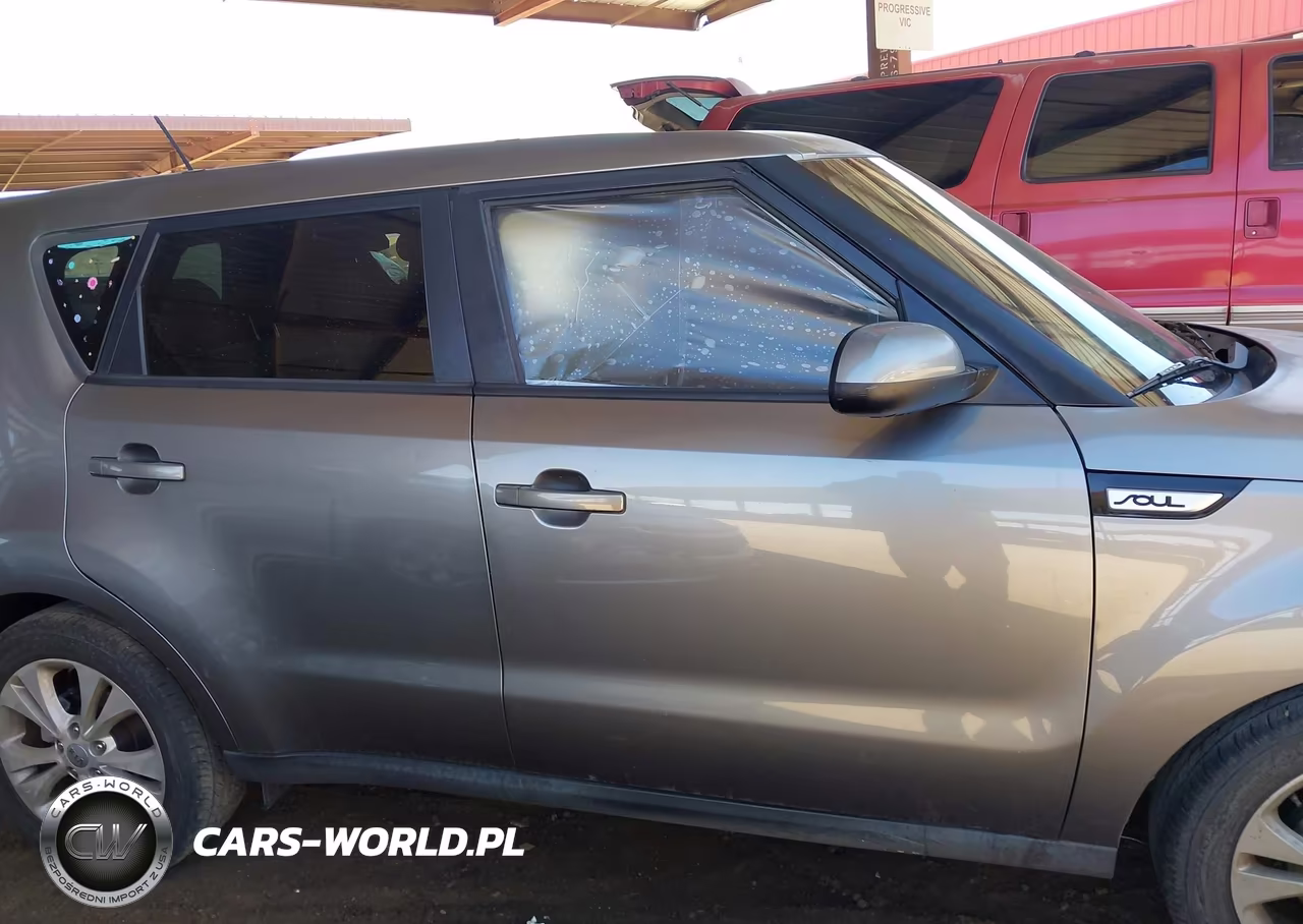 2015 Kia Soul + VIN:KNDJP3A53F7184572 - 13