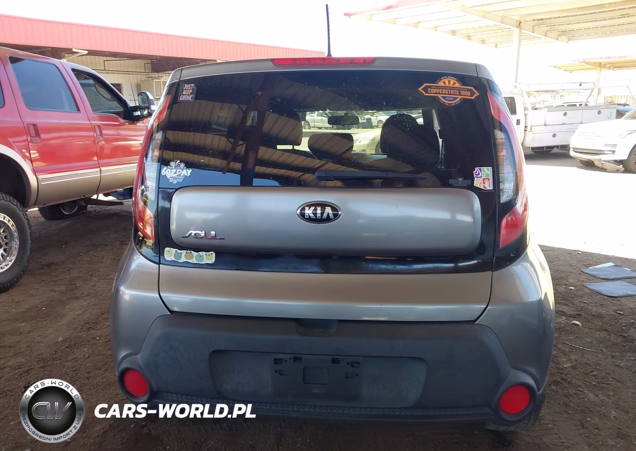 2015 Kia Soul + VIN:KNDJP3A53F7184572 - 16