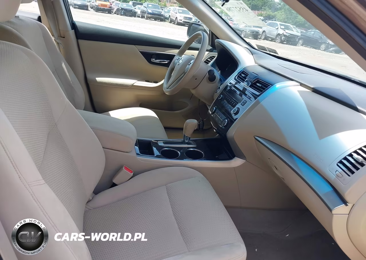 2014 Nissan Altima 2.5 S VIN:1N4AL3AP9EC153951 - 5