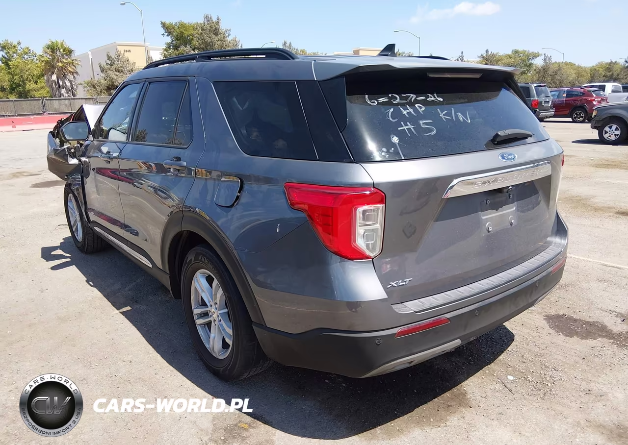 2022 Ford Explorer Xlt VIN:1FMSK7DH6NGA34529 - 3