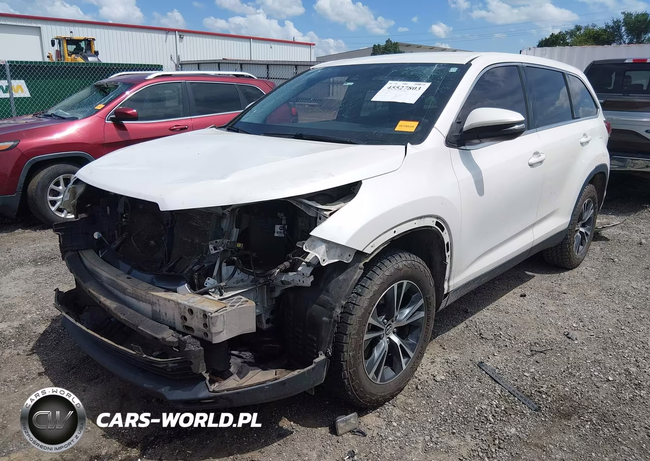 2019 Toyota Highlander Le VIN:5TDZARFH2KS047195 - 2