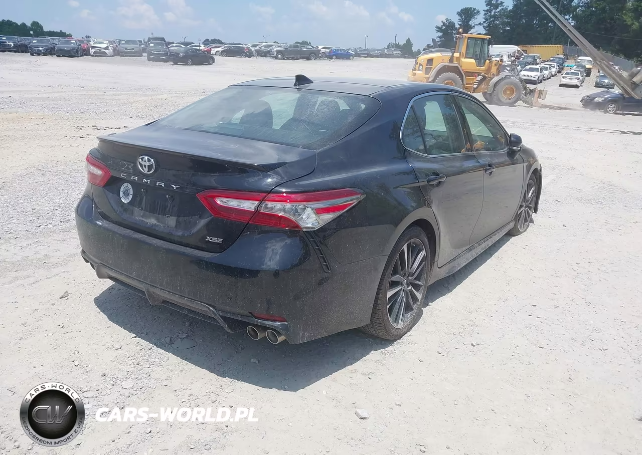 2019 Toyota Camry Xse V6 VIN:4T1BZ1HK1KU032067 - 4