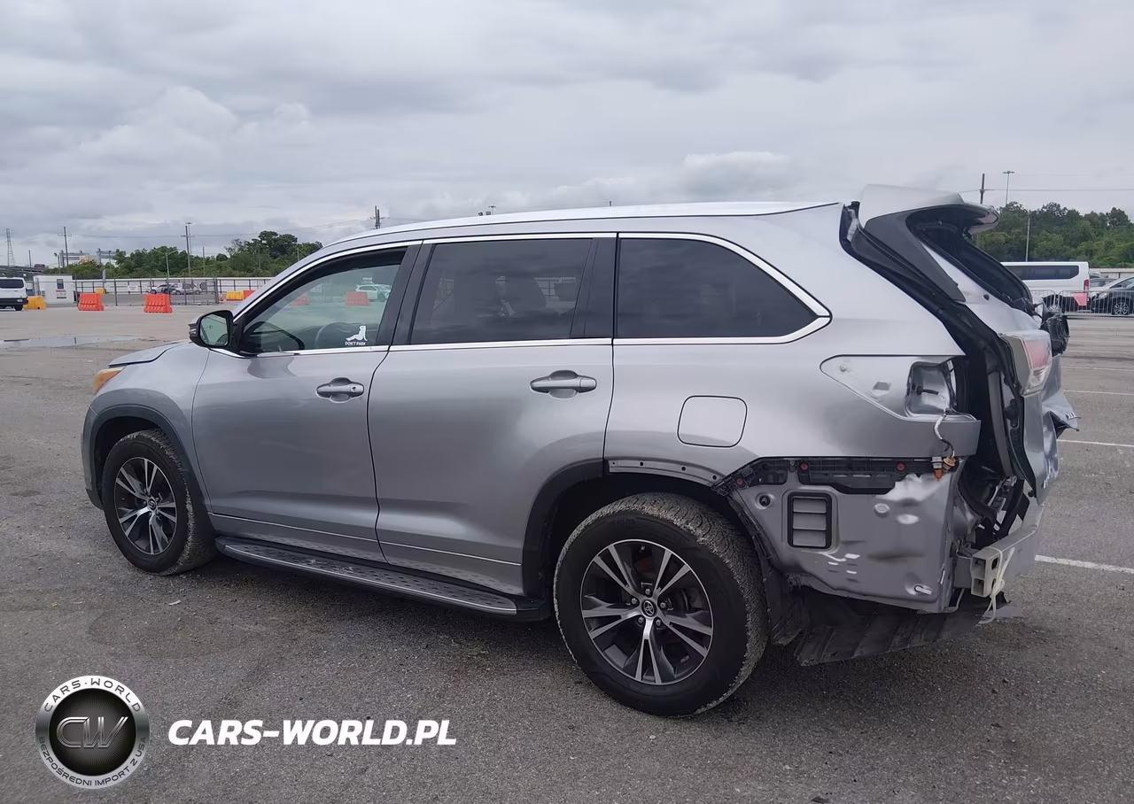 2016 Toyota Highlander Xle V6 VIN:5TDKKRFH3GS503887 - 14