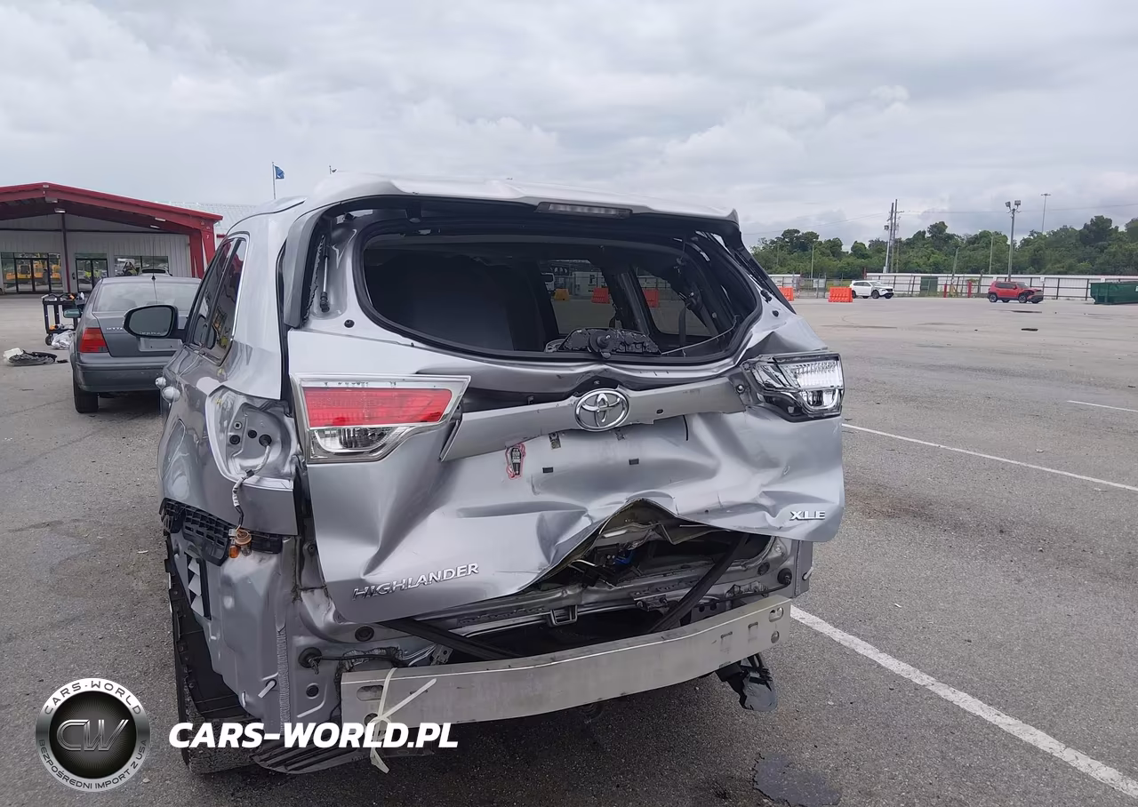 2016 Toyota Highlander Xle V6 VIN:5TDKKRFH3GS503887 - 6