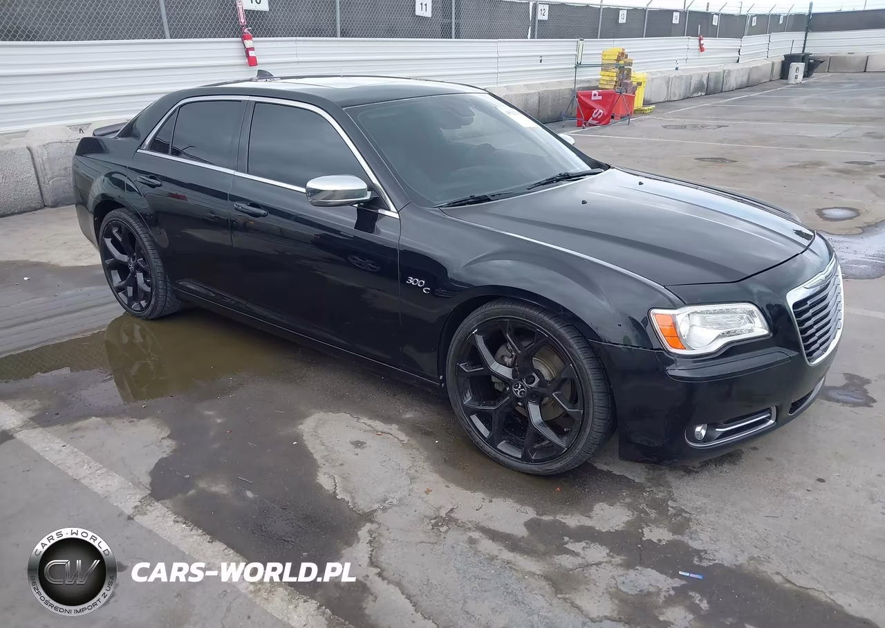 2012 Chrysler 300C – zdjęcie 1 z 11