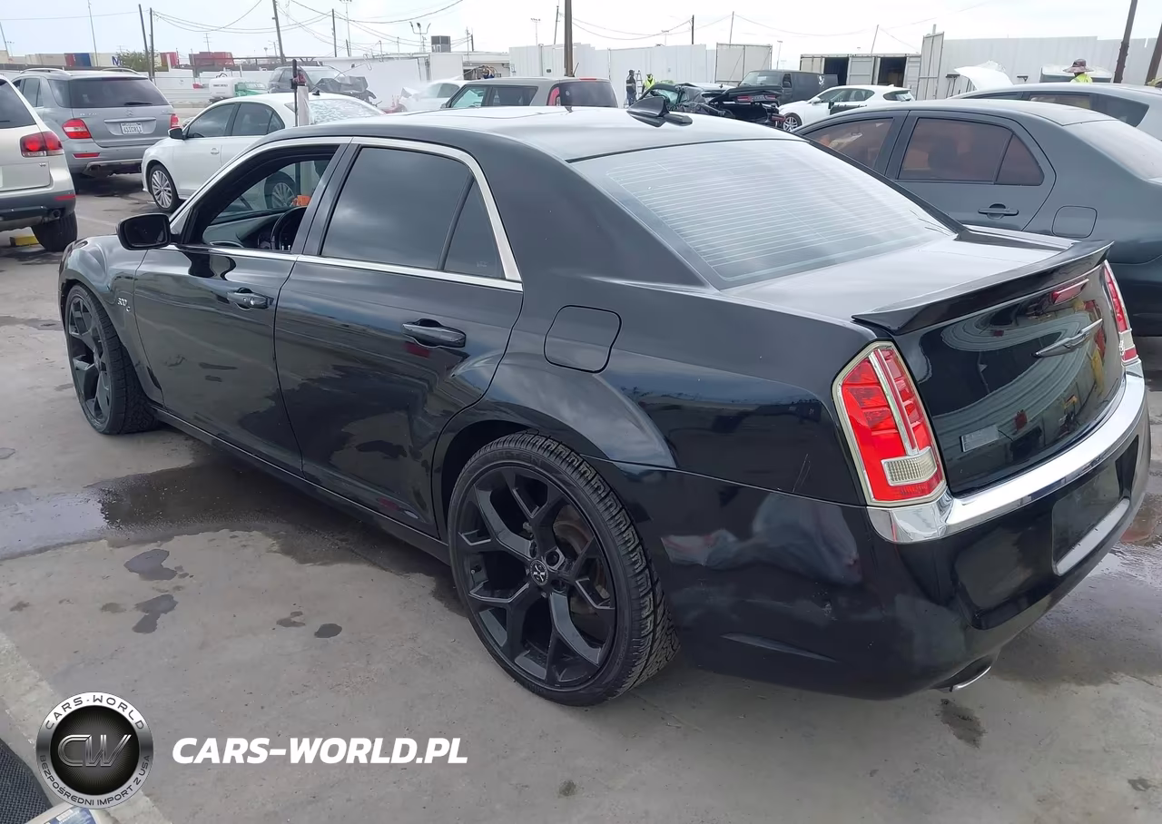 2012 Chrysler 300C VIN:2C3CCAETXCH160937 - 3