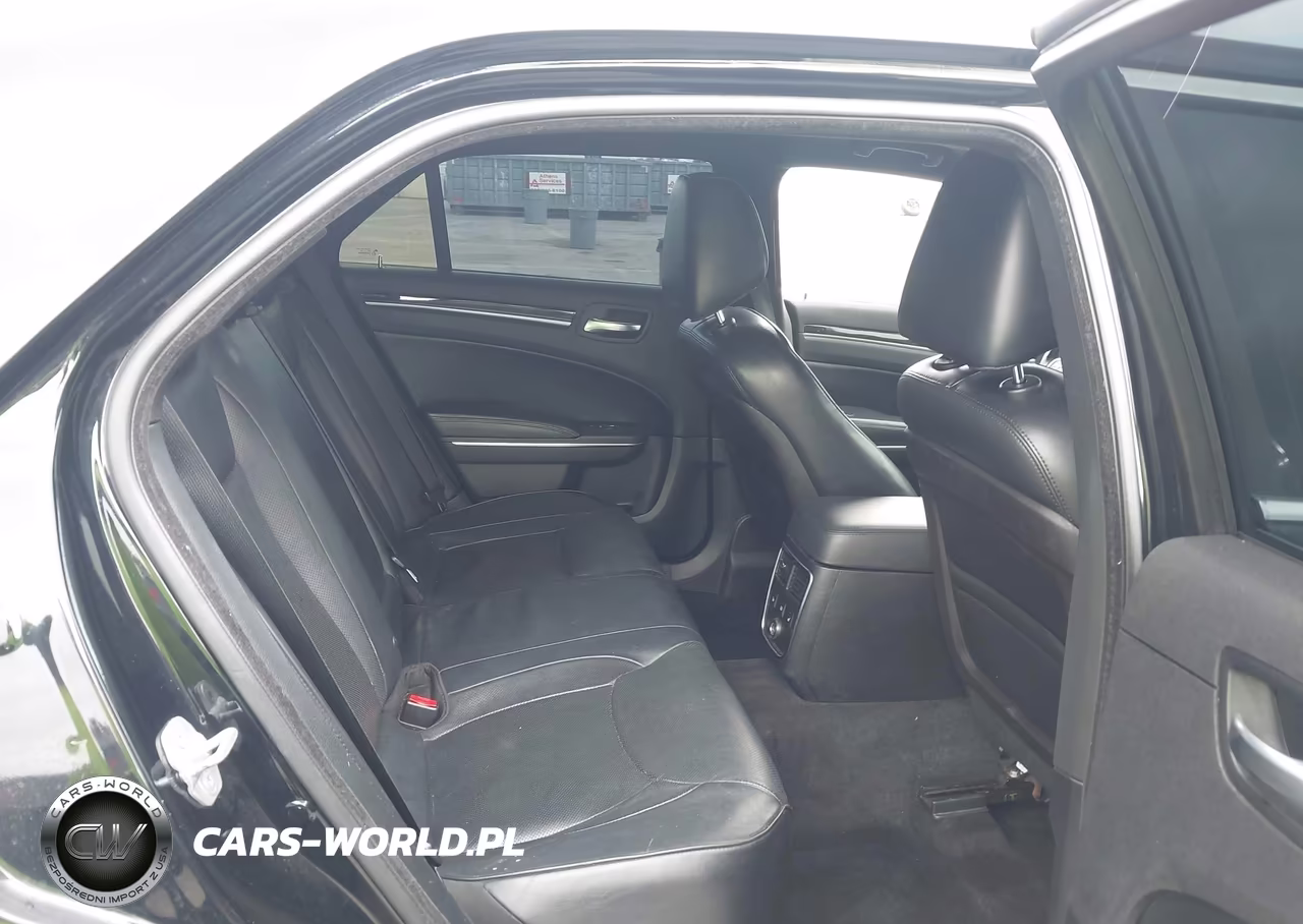 2012 Chrysler 300C VIN:2C3CCAETXCH160937 - 8