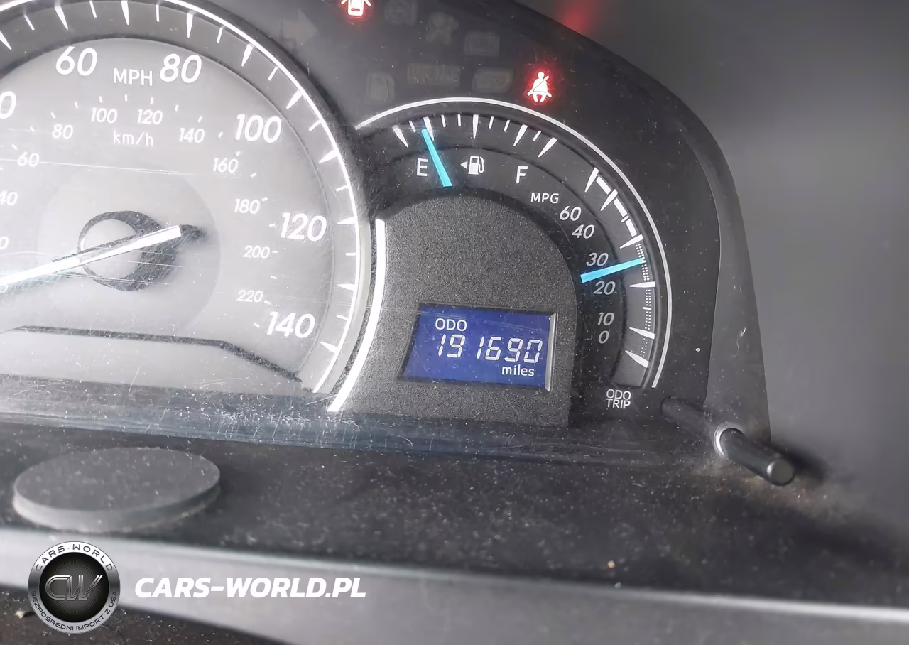 2013 Toyota Camry Le VIN:4T4BF1FK0DR310932 - 15