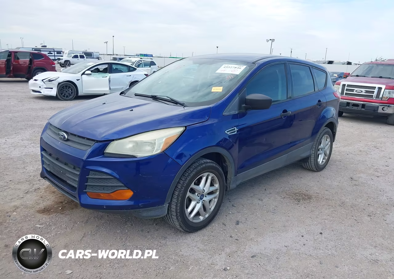 2013 Ford Escape S VIN:1FMCU0F75DUD01637 - 2