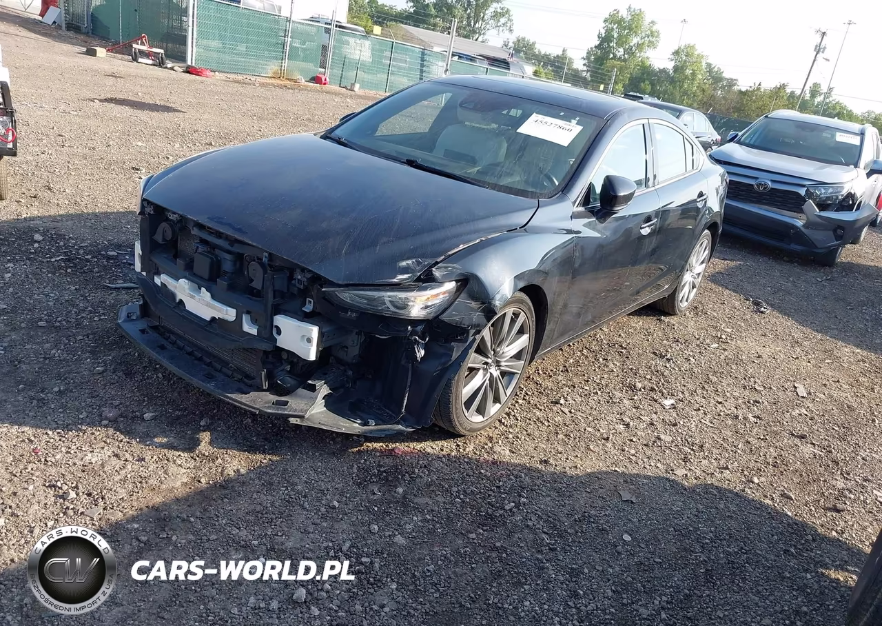 2018 Mazda Mazda6 Signature VIN:JM1GL1XY0J1331745 - 2