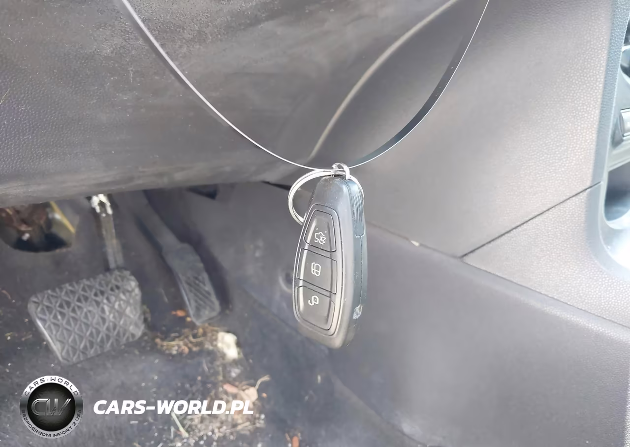 2013 Ford Fiesta Titanium VIN:3FADP4FJ9DM213459 - 11