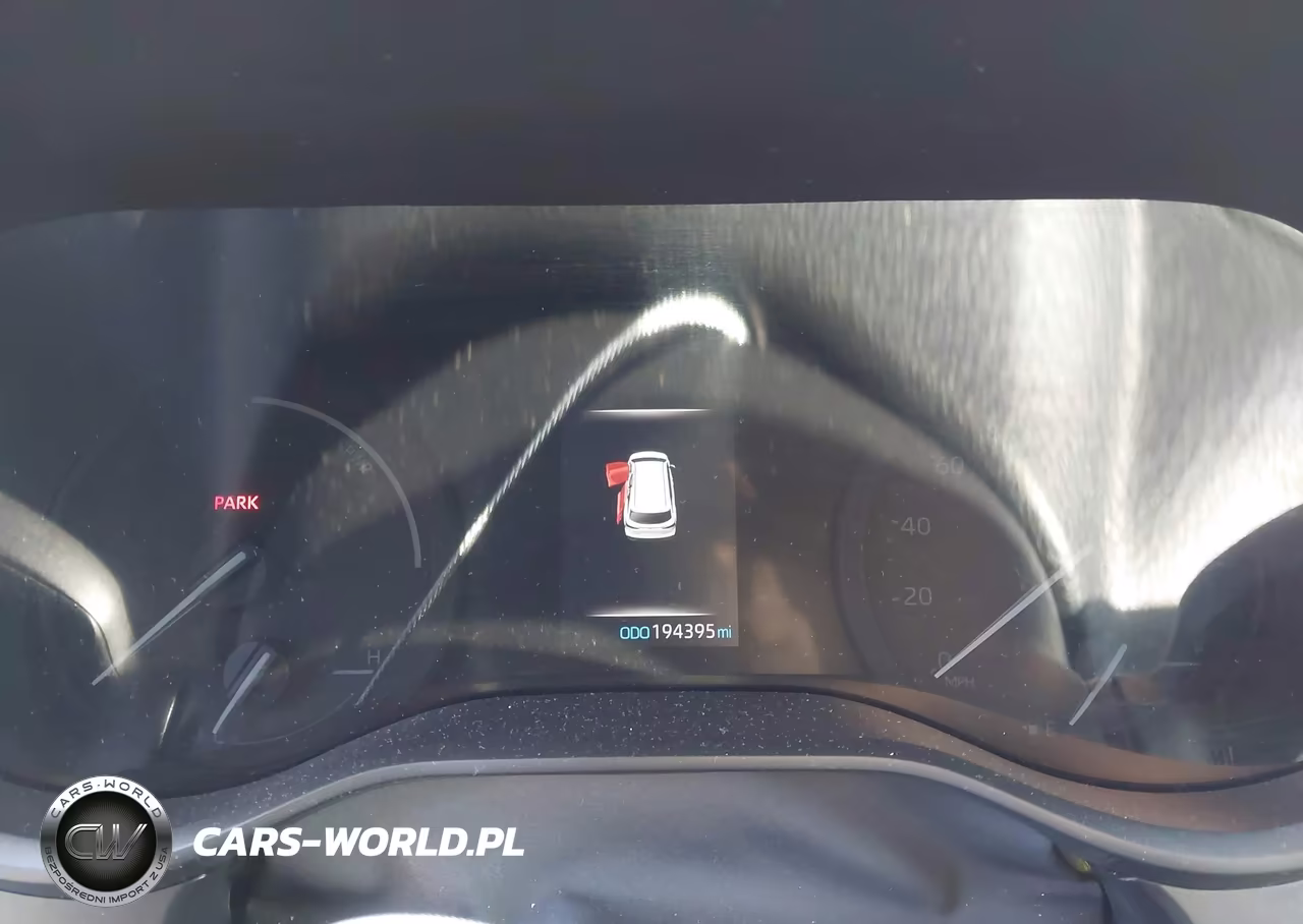 2021 Toyota Sienna Le VIN:5TDKRKEC3MS046356 - 2