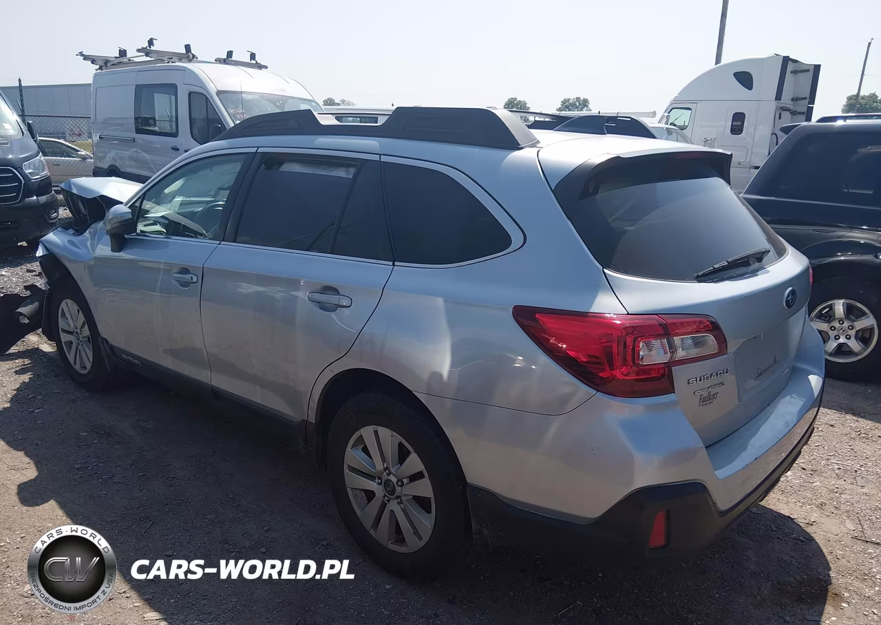 2019 Subaru Outback 2.5I Premium VIN:4S4BSAHC0K3228813 - 3