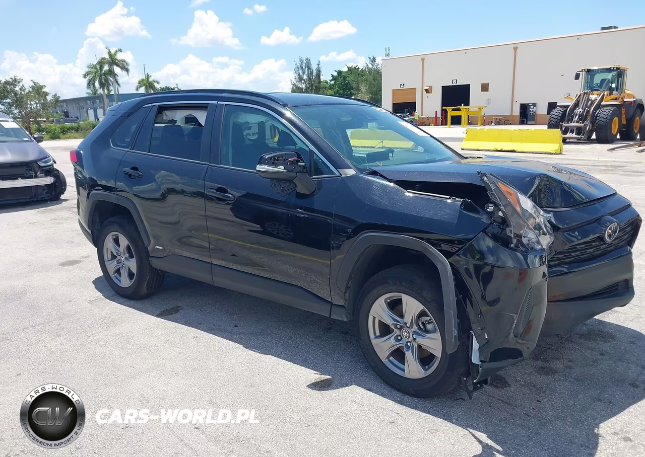2025 Toyota Rav4 Hybrid Xle – zdjęcie 1 z 19