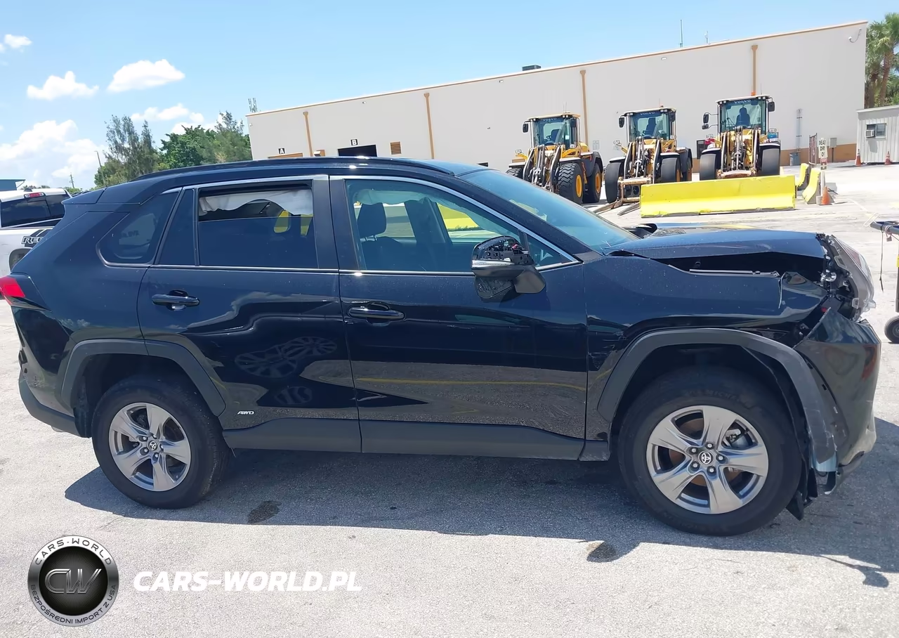 2025 Toyota Rav4 Hybrid Xle VIN:4T3RWRFV5SU182693 - 12
