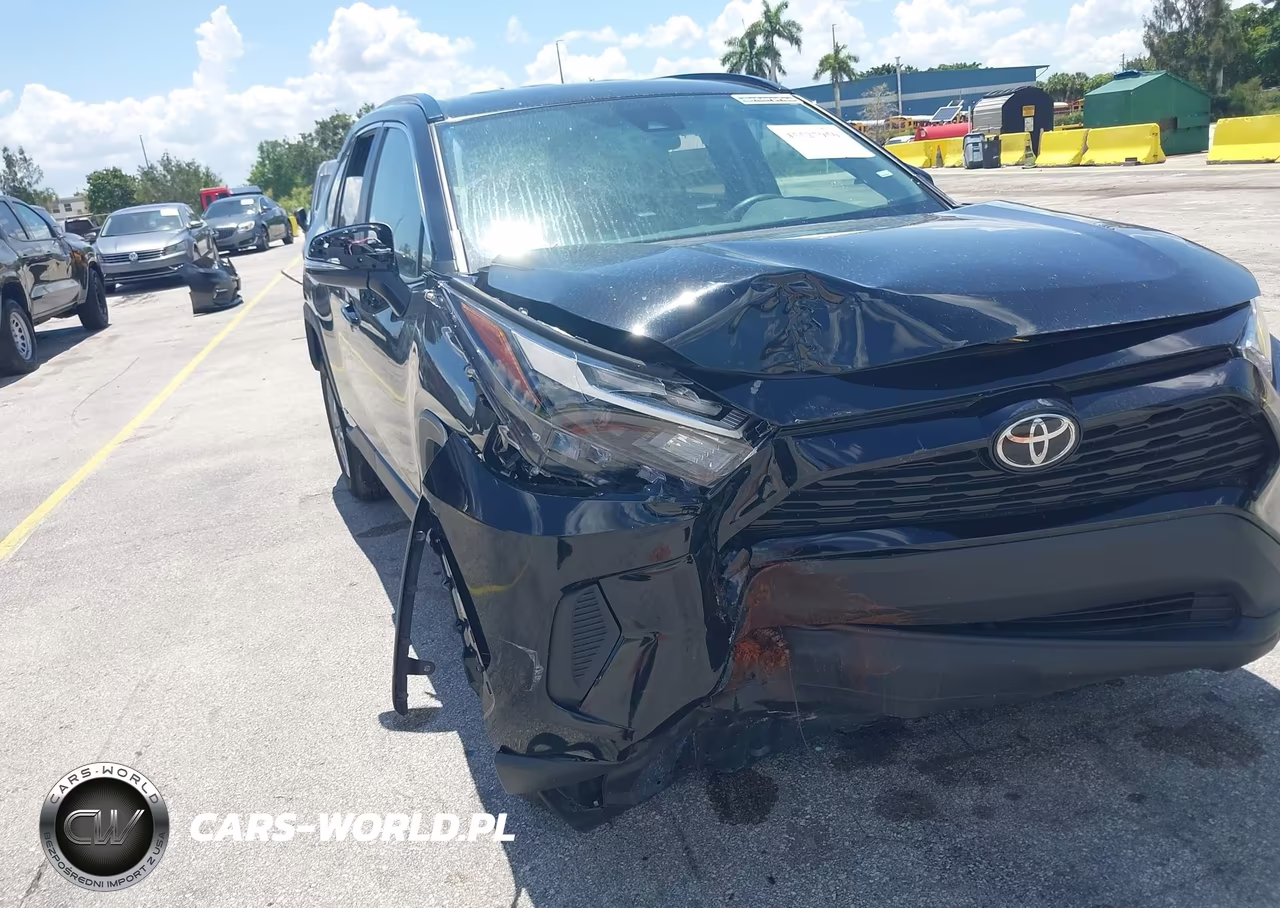 2025 Toyota Rav4 Hybrid Xle VIN:4T3RWRFV5SU182693 - 17