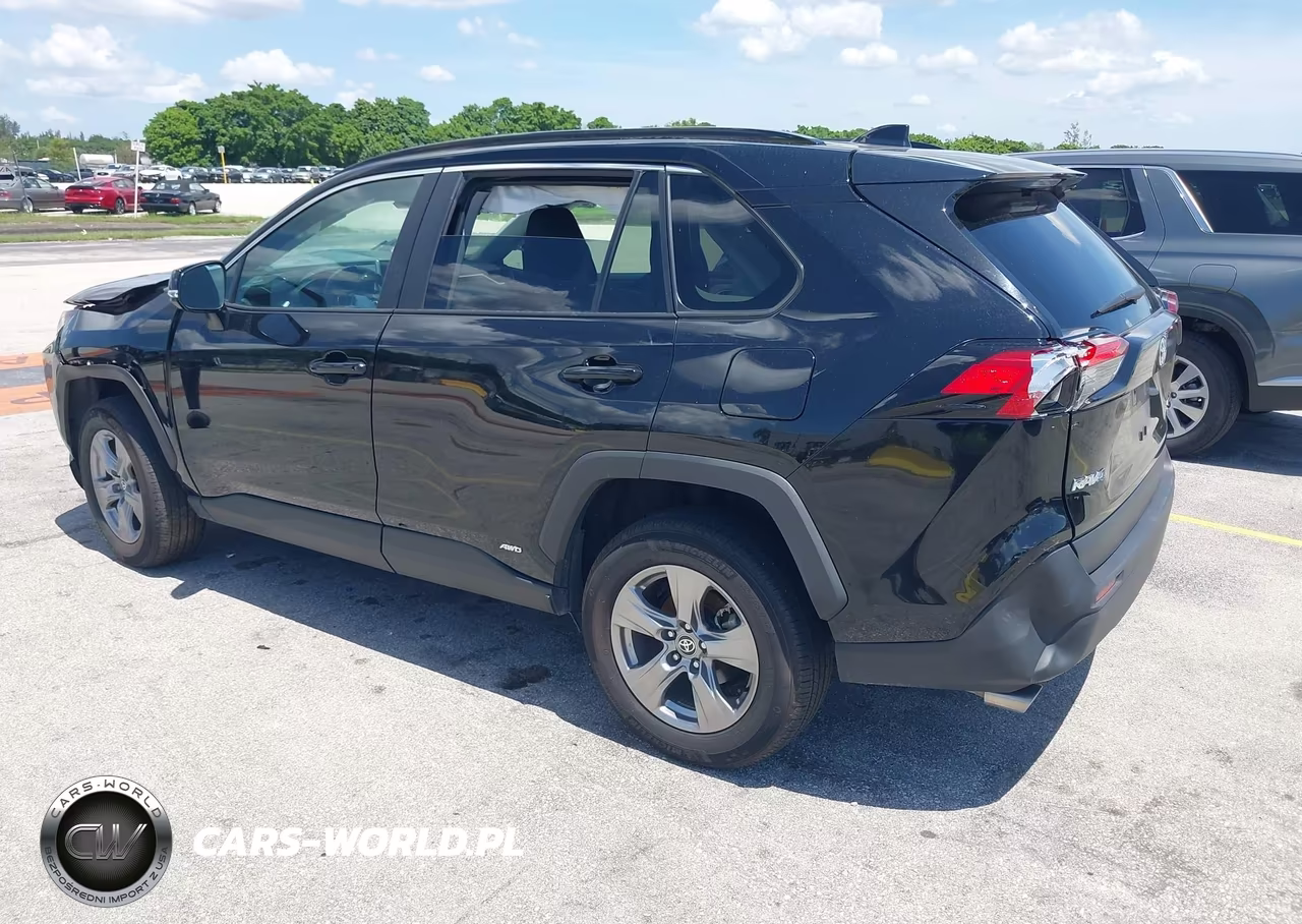 2025 Toyota Rav4 Hybrid Xle VIN:4T3RWRFV5SU182693 - 3