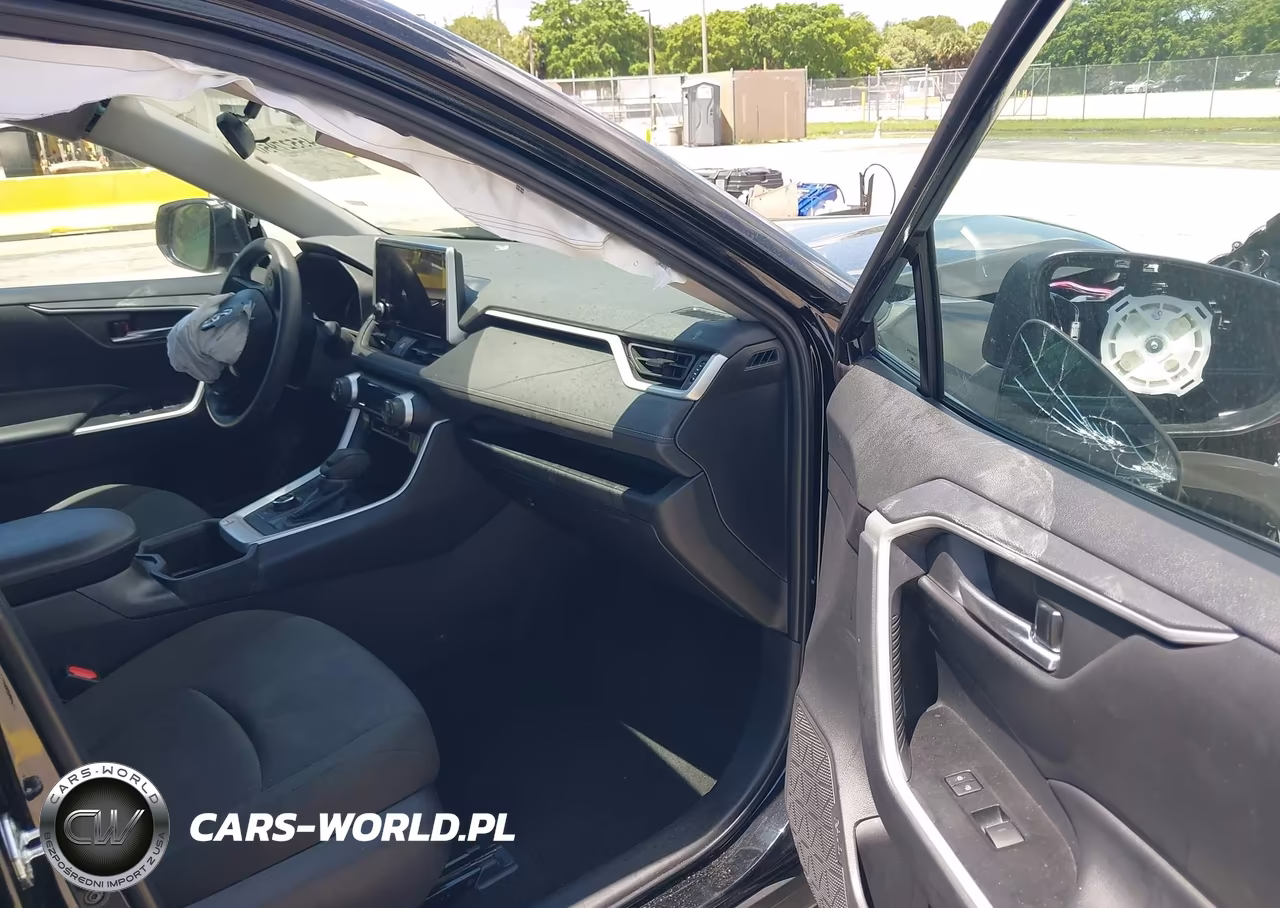 2025 Toyota Rav4 Hybrid Xle VIN:4T3RWRFV5SU182693 - 5