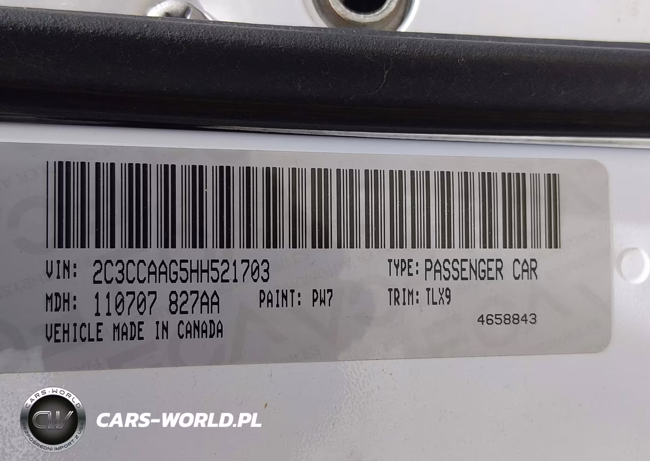 2017 Chrysler 300 Limited VIN:2C3CCAAG5HH521703 - 9
