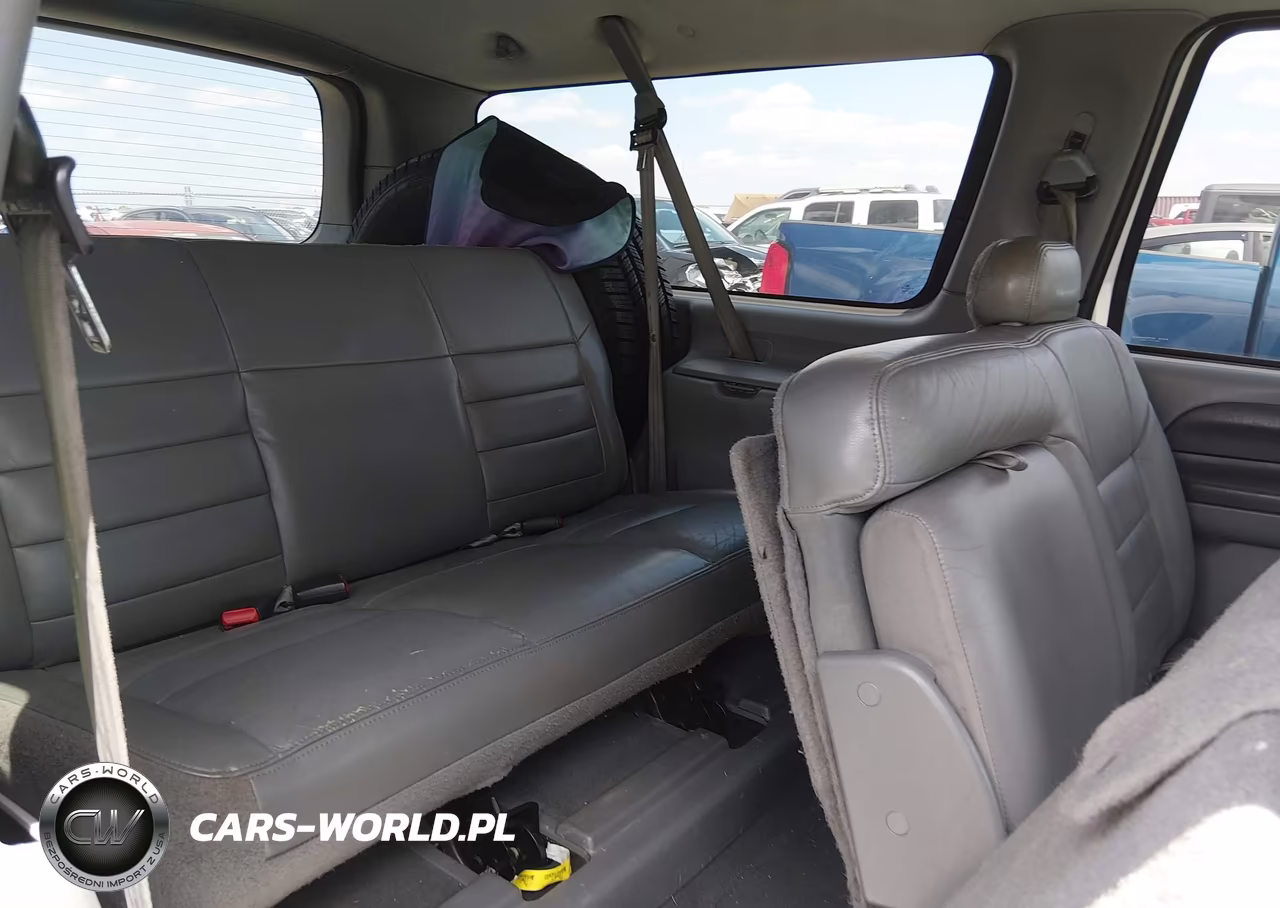 2002 Ford Excursion Xlt VIN:1FMSU41F42EB66093 - 8
