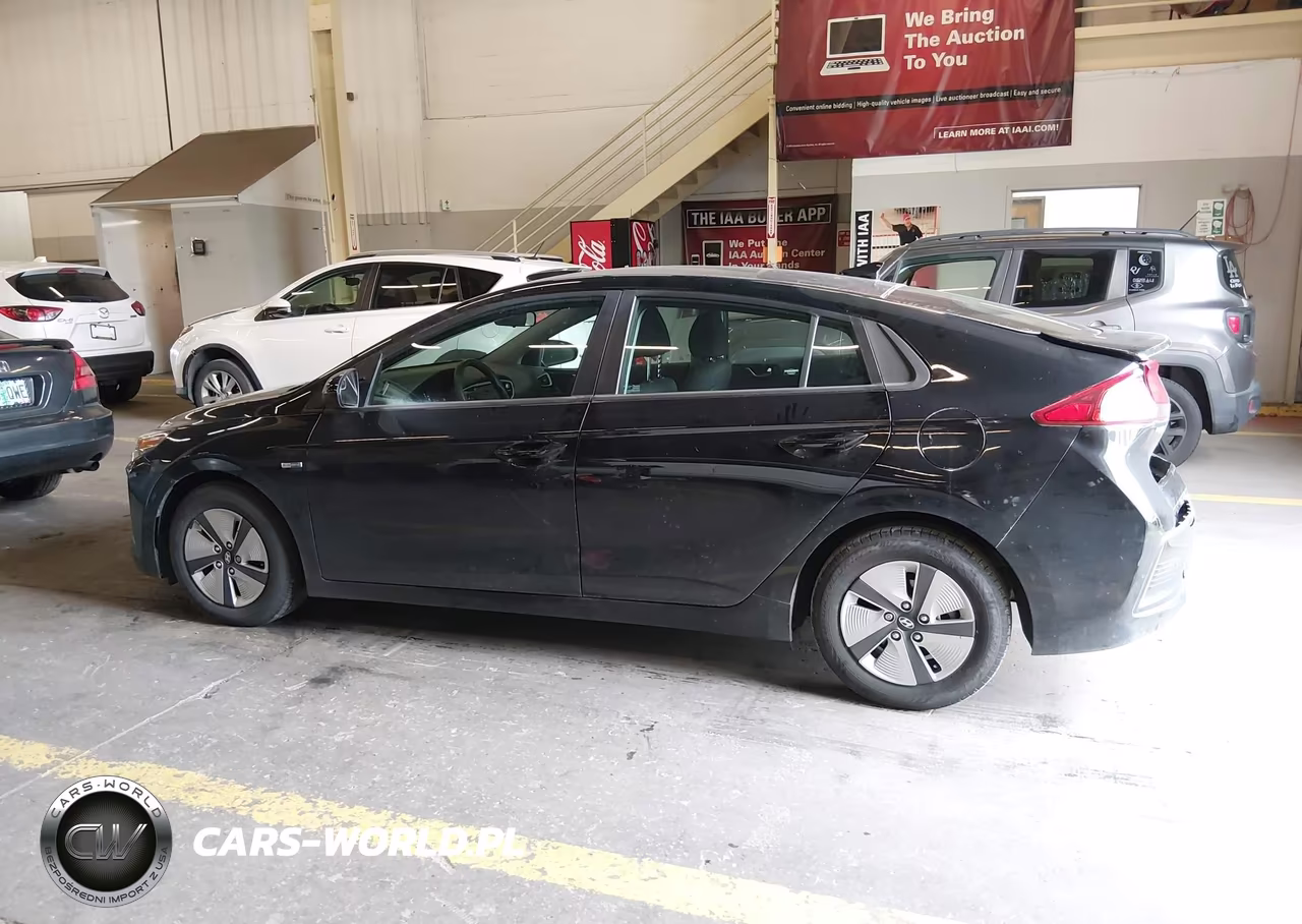 2017 Hyundai Ioniq Hybrid Blue VIN:KMHC65LC4HU022419 - 14