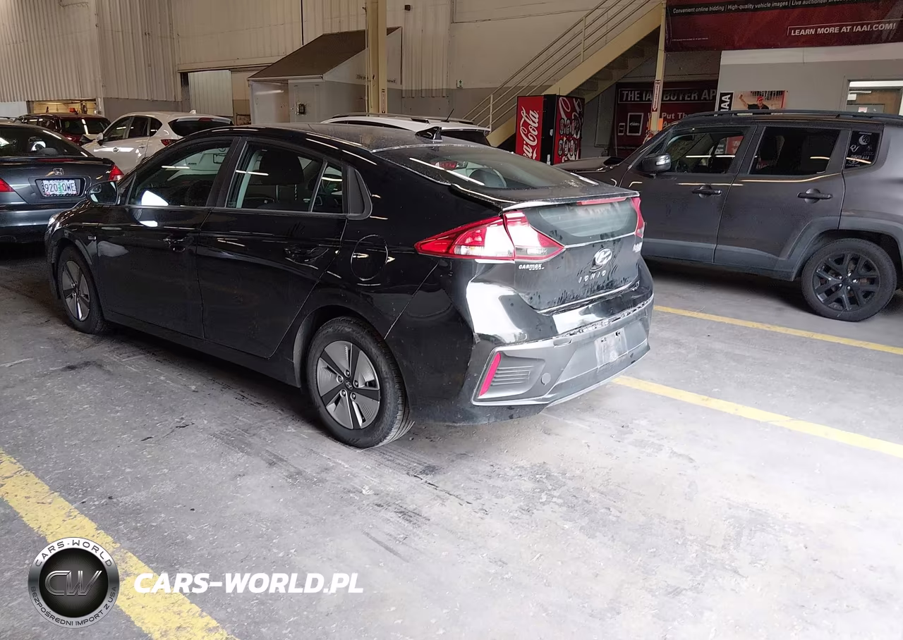 2017 Hyundai Ioniq Hybrid Blue VIN:KMHC65LC4HU022419 - 3