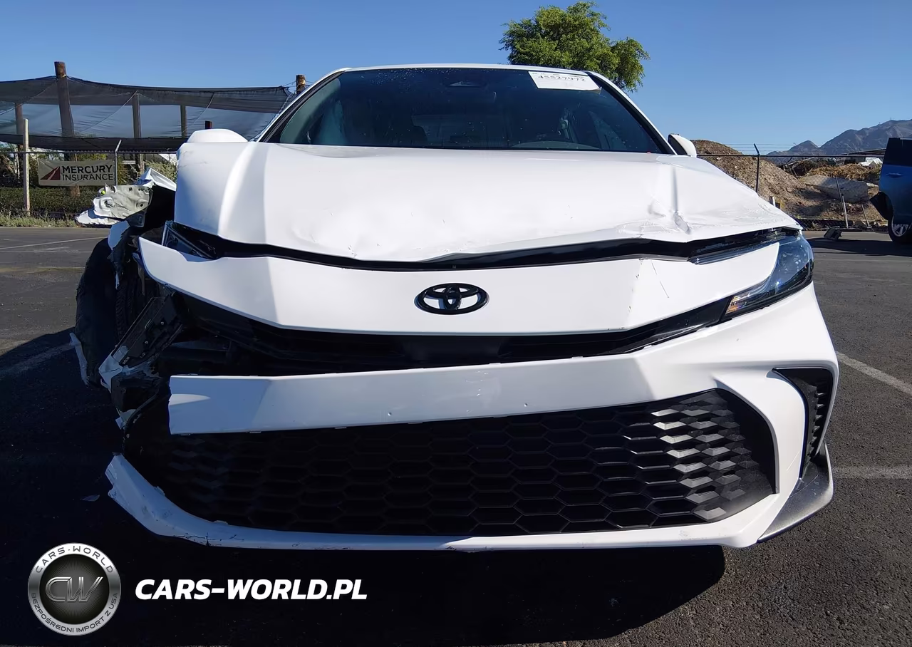 2026 Toyota Camry Se VIN:4T1DAACK0TU685630 - 12