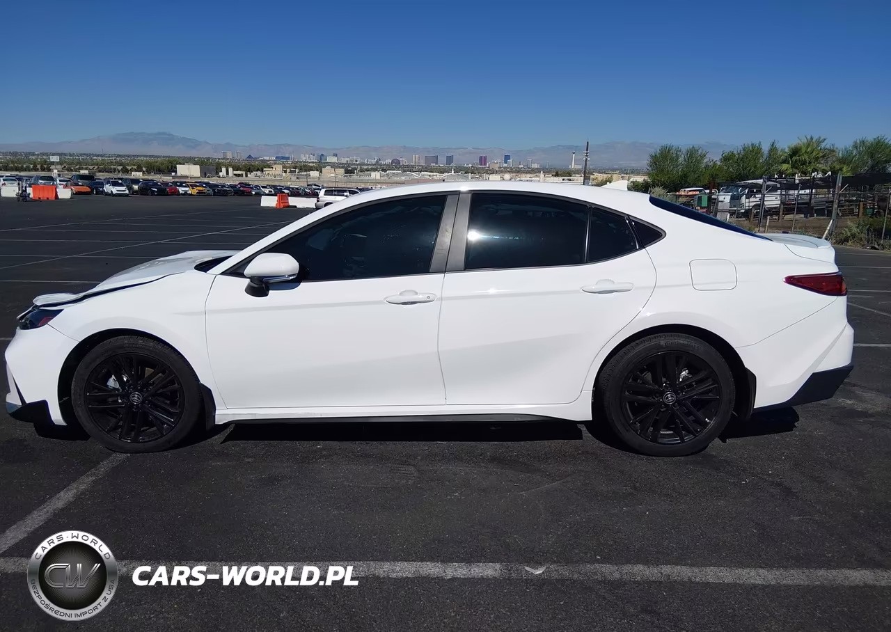 2026 Toyota Camry Se VIN:4T1DAACK0TU685630 - 14