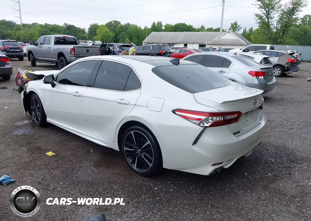 2020 Toyota Camry Xse VIN:4T1K61AK4LU319990 - 3