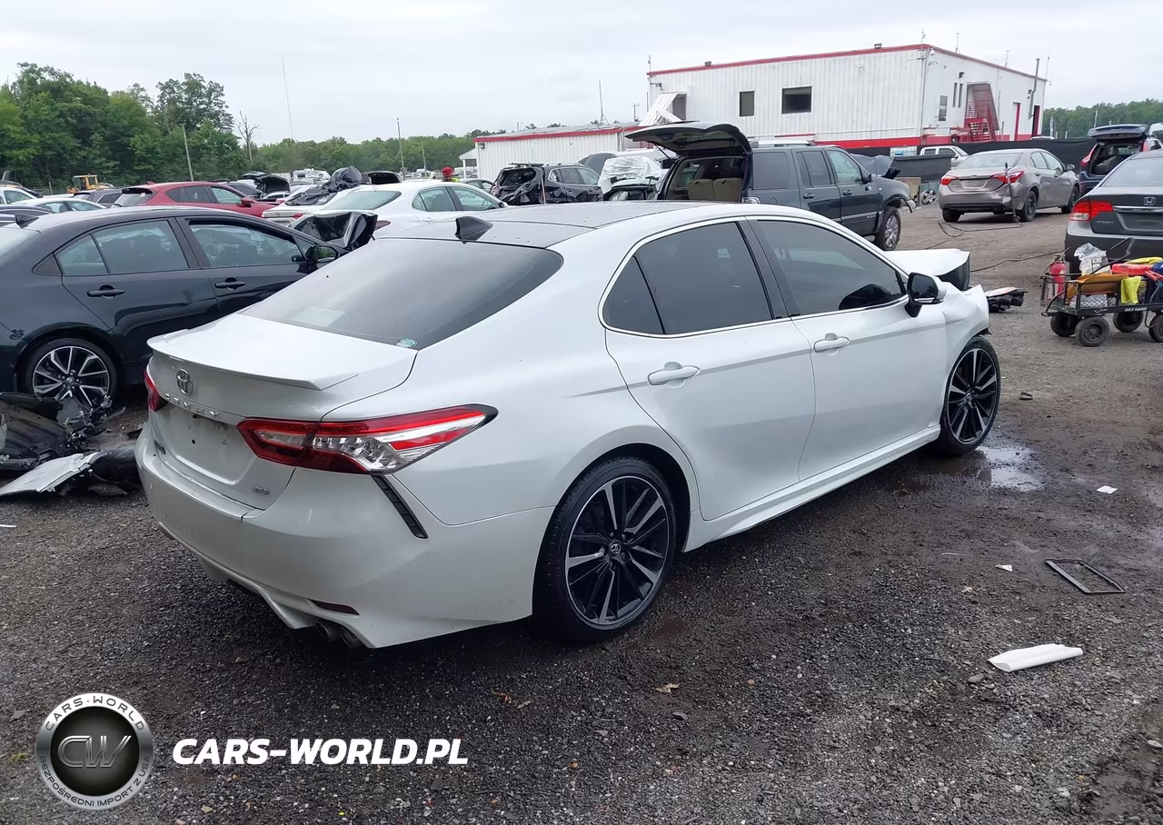 2020 Toyota Camry Xse VIN:4T1K61AK4LU319990 - 4