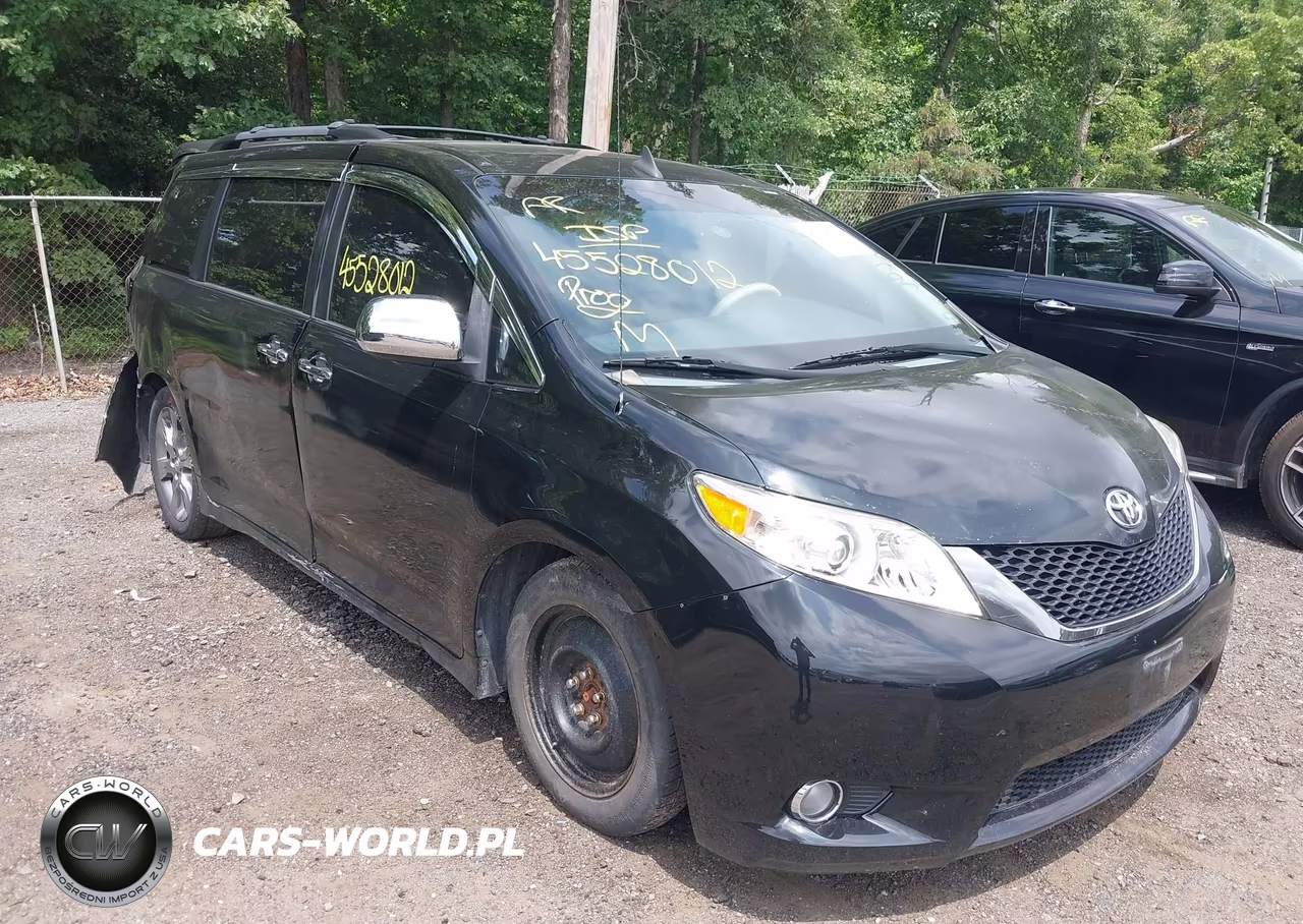 2013 Toyota Sienna Se 8 Passenger – zdjęcie 1 z 16