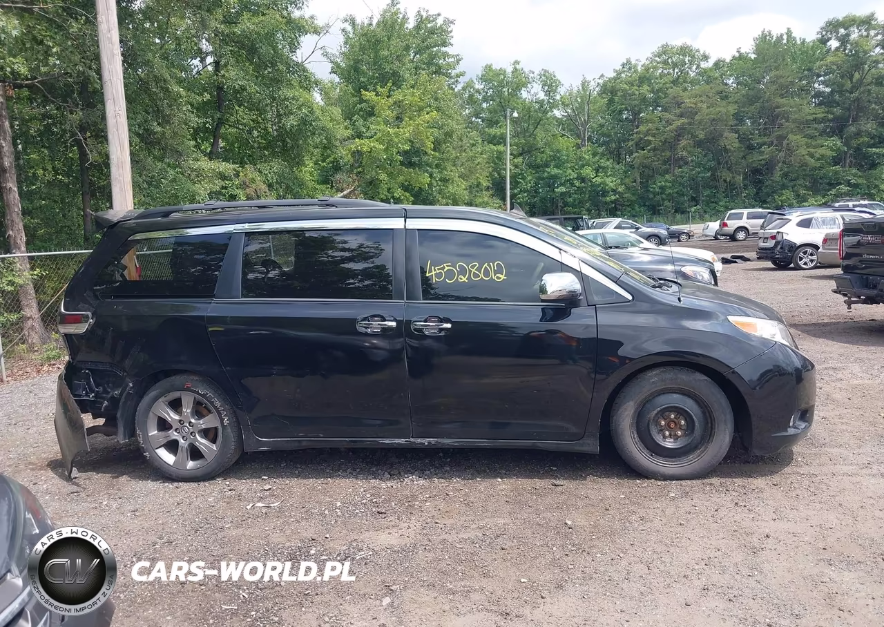 2013 Toyota Sienna Se 8 Passenger VIN:5TDXK3DC2DS280537 - 13