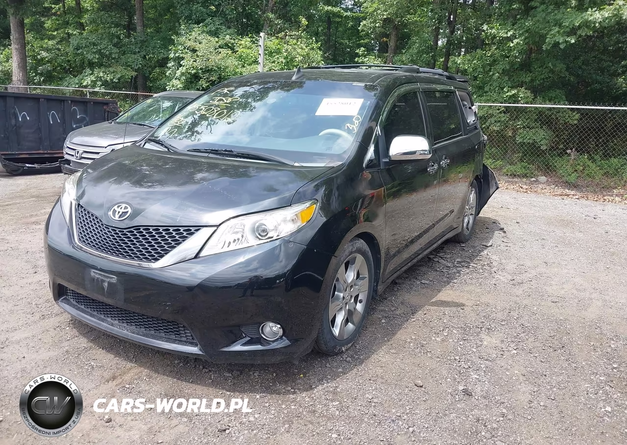 2013 Toyota Sienna Se 8 Passenger VIN:5TDXK3DC2DS280537 - 2