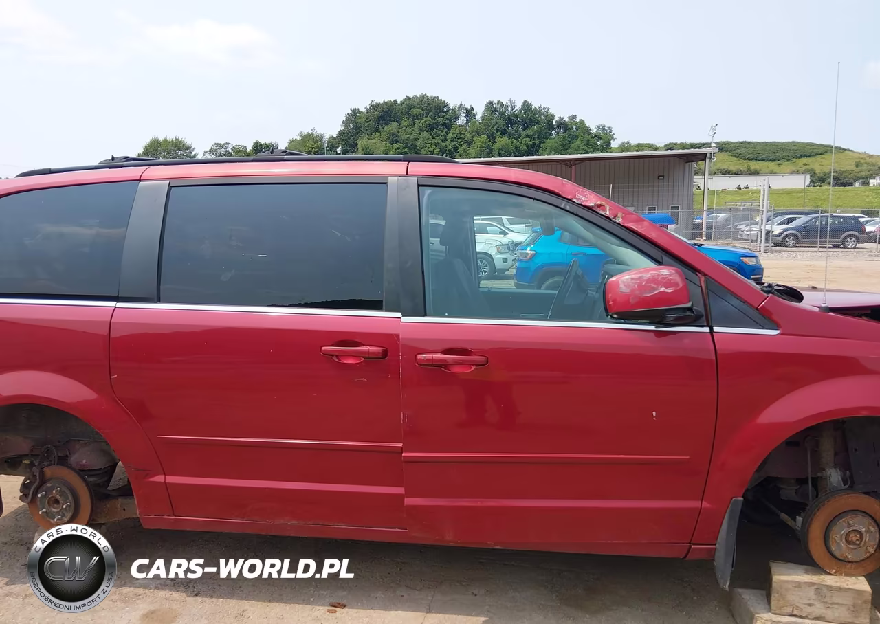 2008 Chrysler Town & Country Touring VIN:2A8HR54P78R702226 - 13