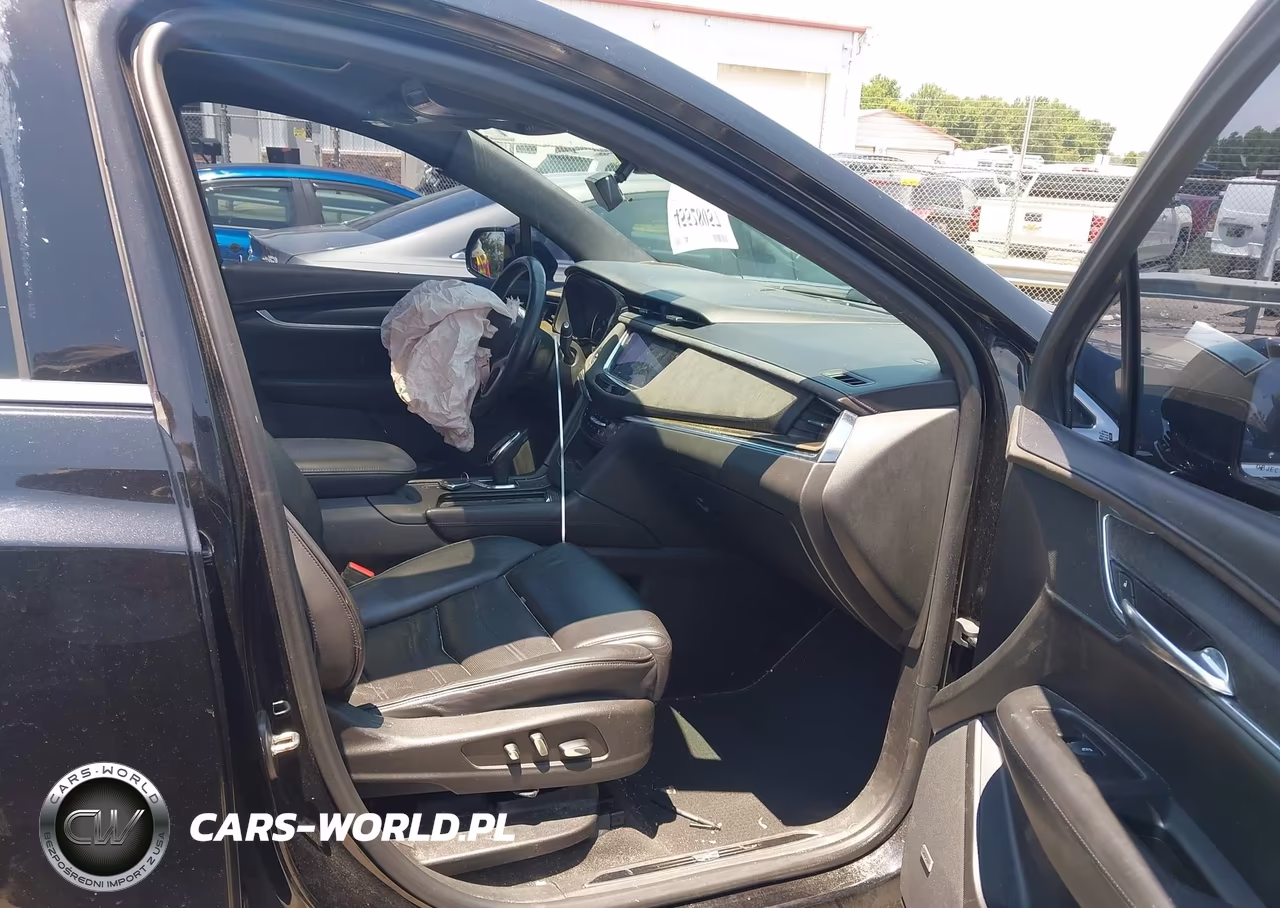 2017 Cadillac Xt5 Platinum VIN:1GYKNFRS0HZ110808 - 5