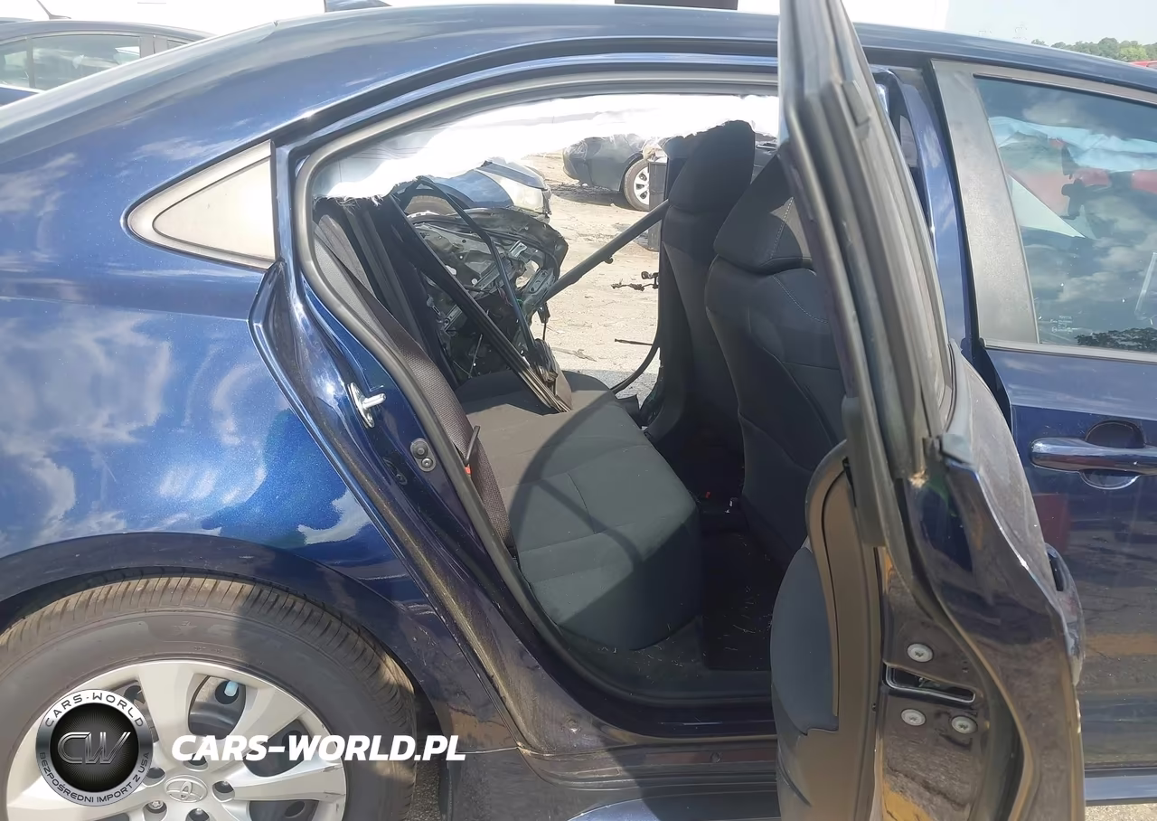 2020 Toyota Corolla Le VIN:5YFEPRAE7LP067947 - 8