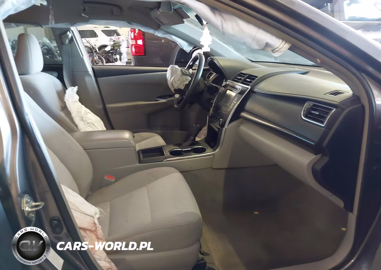 2016 Toyota Camry Le VIN:4T1BF1FK6GU160968 - 5