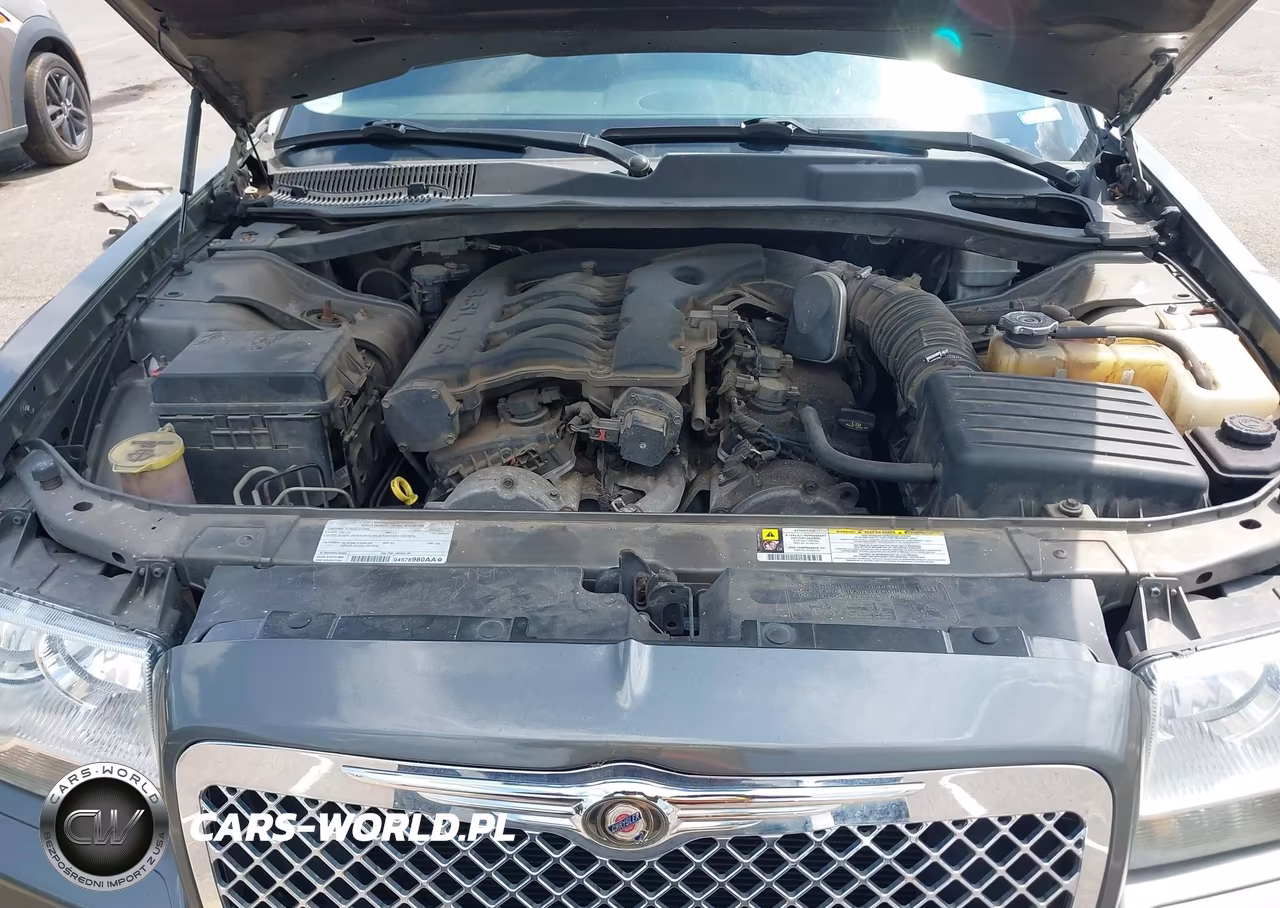 2008 Chrysler 300 Touring VIN:2C3KA53G18H158189 - 10