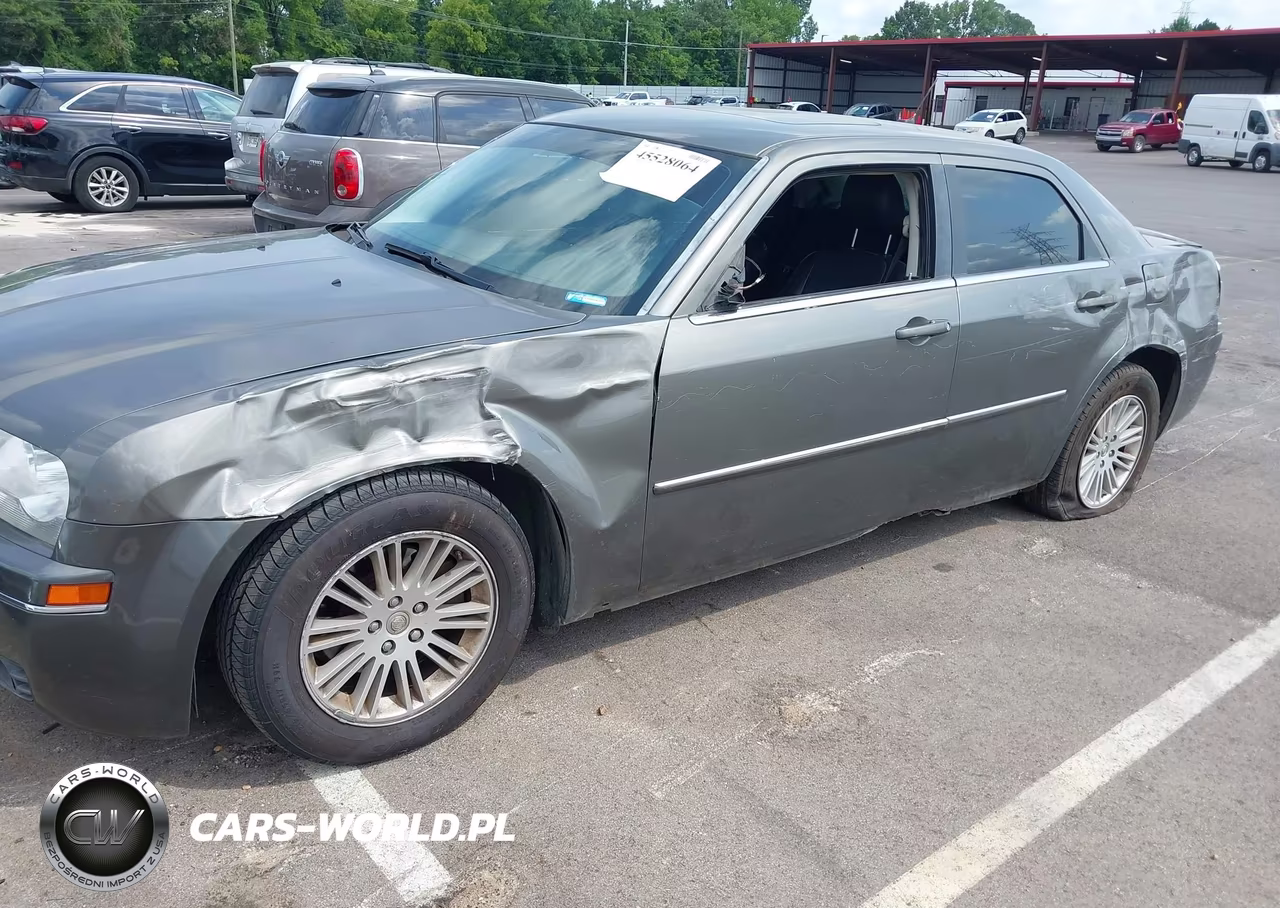 2008 Chrysler 300 Touring VIN:2C3KA53G18H158189 - 6