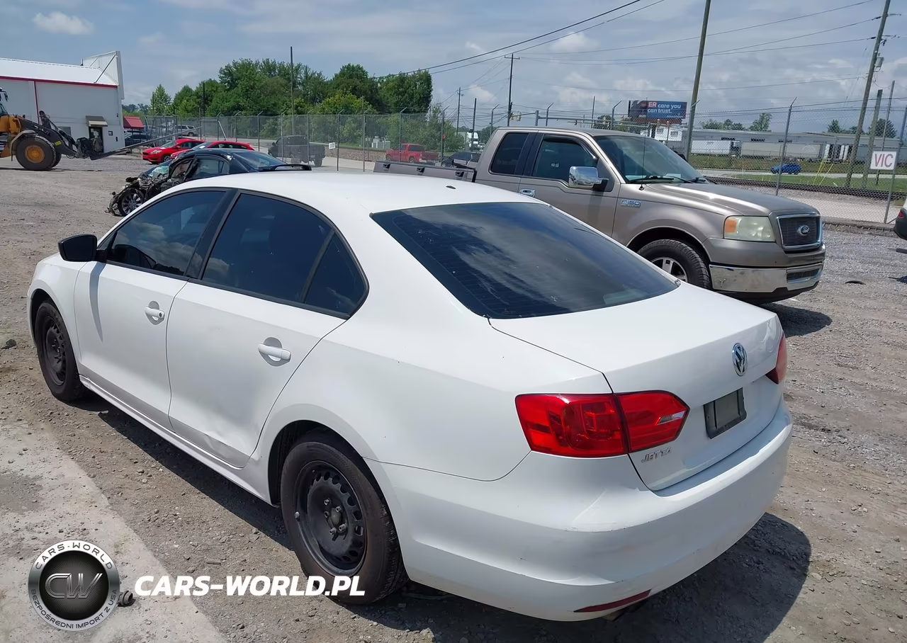2011 Volkswagen Jetta 2.0L S VIN:3VW1K7AJ6BM305496 - 3