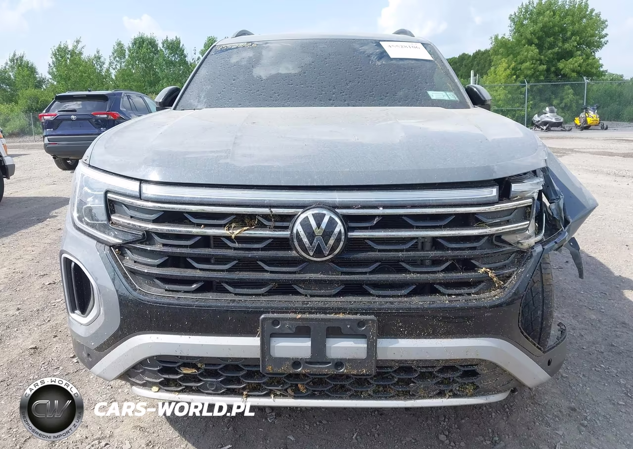 2025 Volkswagen Atlas 2.0T Peak Edition VIN:1V2CR2CAXSC548302 - 13