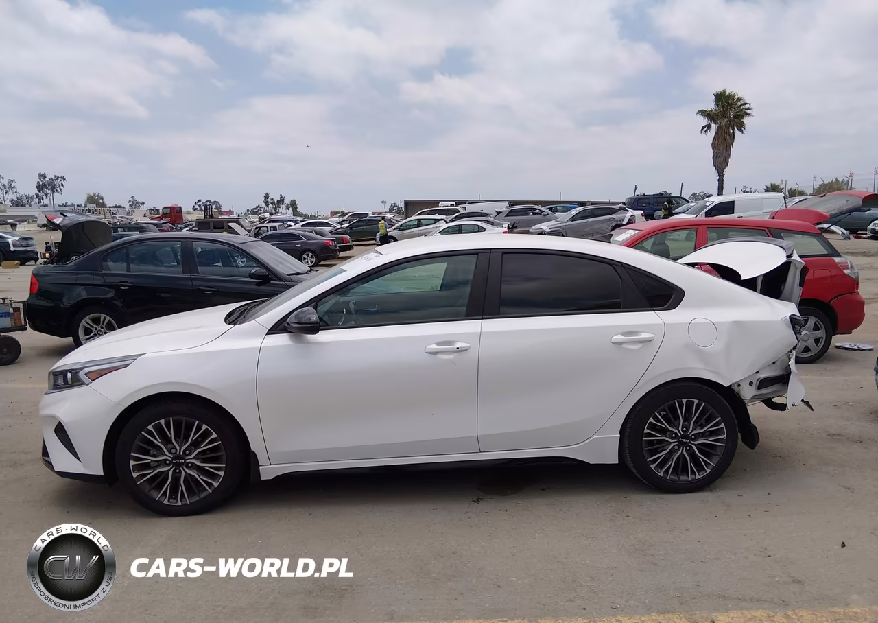 2023 Kia Forte Gt-Line VIN:3KPF54AD1PE574581 - 14