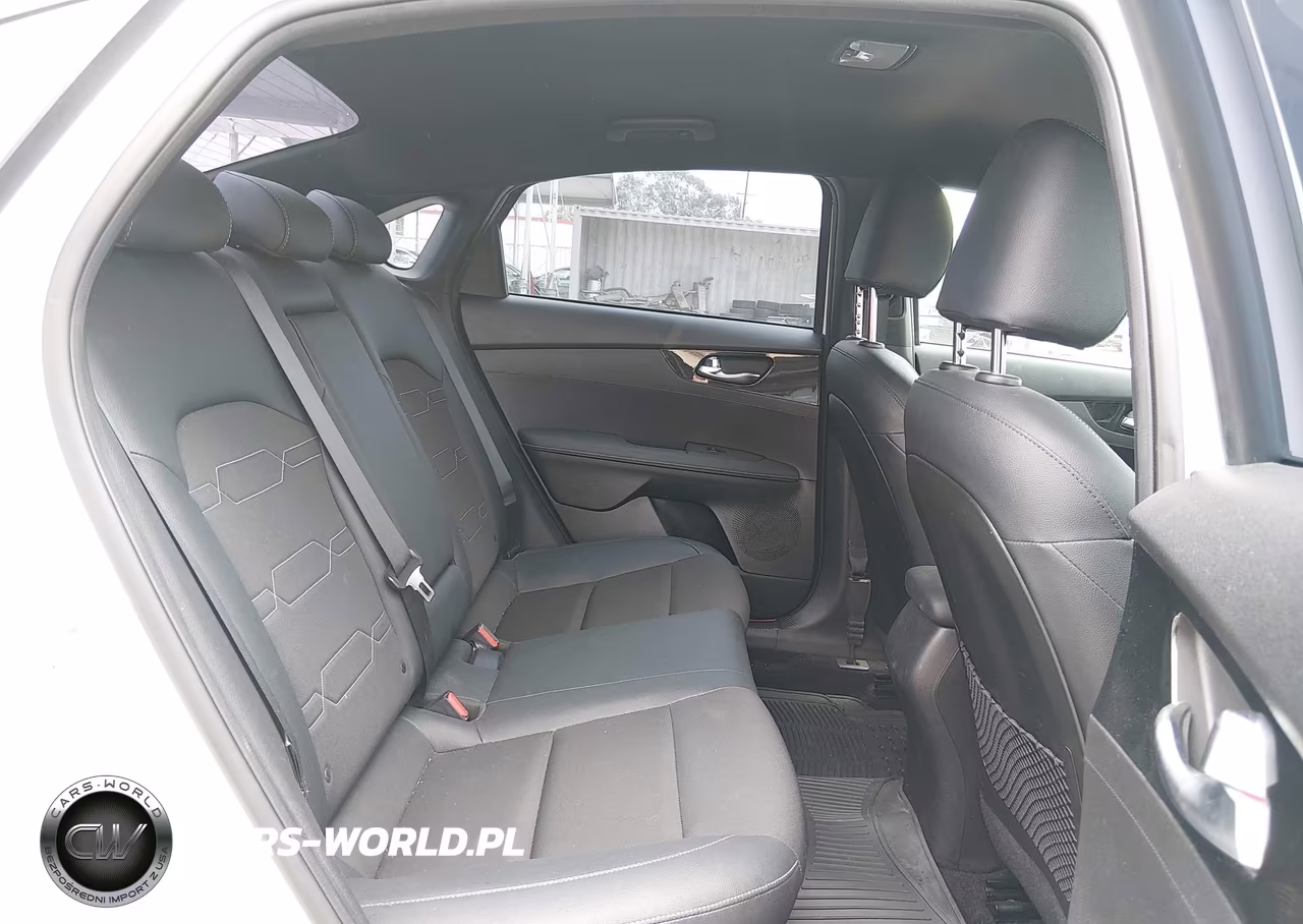 2023 Kia Forte Gt-Line VIN:3KPF54AD1PE574581 - 8
